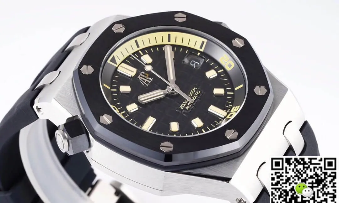 Audemars Piguet Royal Oak Offshore 15720CN.OO.A002CA.01 ZF Factory 1:1 Best Edition Replica Watch Black Strap
